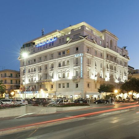 Hotel Esplanade Пескара Екстериор снимка